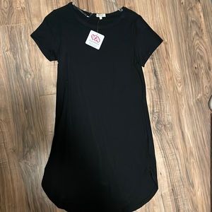 Black short sleeve- Fitted Dress